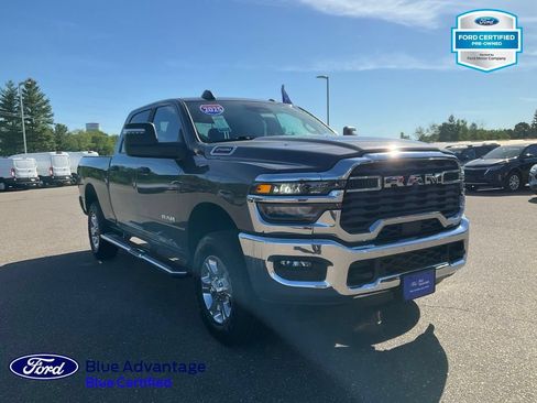 Used 2025 RAM 2500 Big Horn AWD/4WD image 5