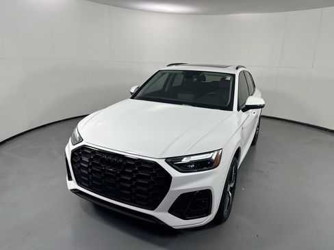 Used 2023 Audi Q5 2.0T Premium Plus AWD/4WD image 32
