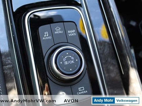 Used 2024 Nissan Armada Platinum w/ Captain's Chairs Package image 53