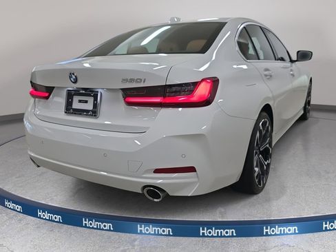 Used 2025 BMW 330i Sedan w/ Convenience Package image 7