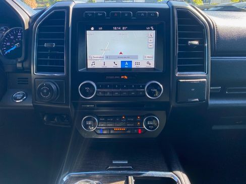 Used 2018 Ford Expedition Max Limited w/ Equipment Group 302A AWD/4WD image 13