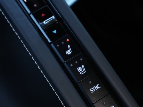 Certified 2023 Chevrolet Corvette Stingray Premium Conv w/ 3LT image 25