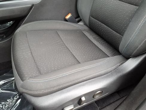 Used 2025 Chevrolet Equinox EV LT w/ Comfort Package FWD image 16