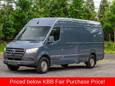 Used 2019 Mercedes-Benz Sprinter 170 image 1