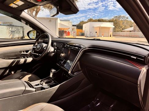 Used 2022 Hyundai Santa Cruz Limited image 30