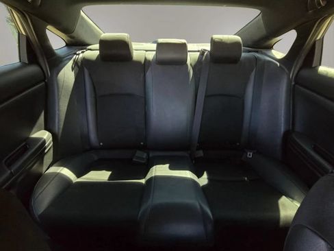 Used 2021 Honda Civic Sport image 17