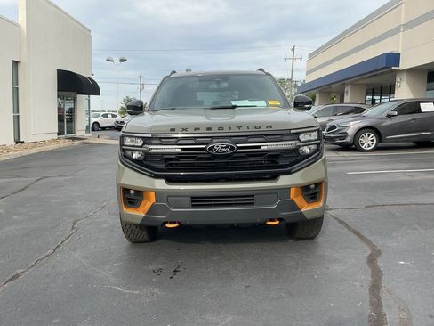 Used 2025 Ford Expedition Tremor image 8
