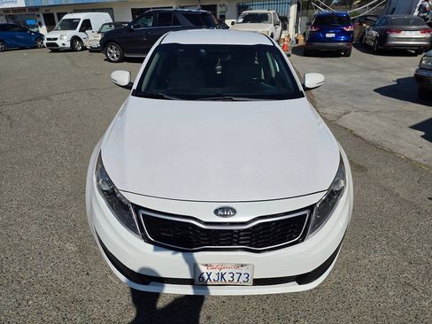 Used 2012 Kia Optima Hybrid FWD image 6