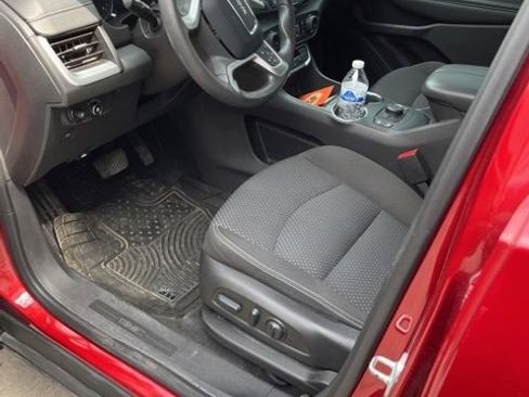 Certified 2023 GMC Terrain SLE w/ Driver Convenience Package image 8