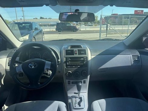 Used 2012 Toyota Corolla LE FWD image 11