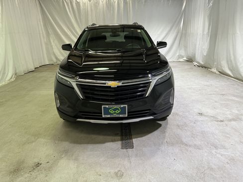 Used 2023 Chevrolet Equinox LT image 3
