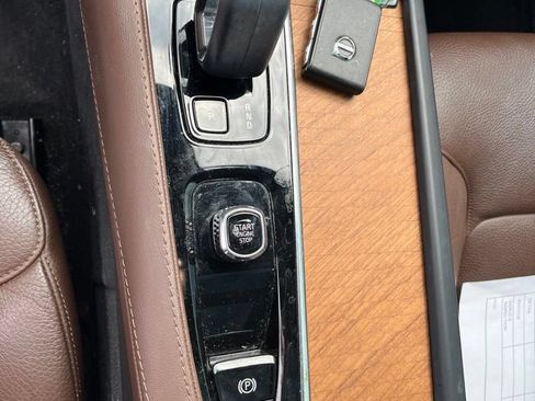 Certified 2023 Volvo XC90 B6 Plus w/ Protection Package Premier AWD/4WD image 13
