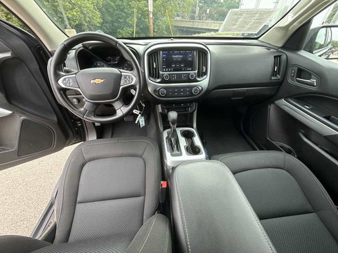 Certified 2022 Chevrolet Colorado LT w/ LT Convenience Package AWD/4WD image 18