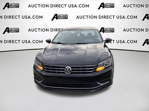 Used 2019 Volkswagen Passat 2.0T Wolfsburg image 10