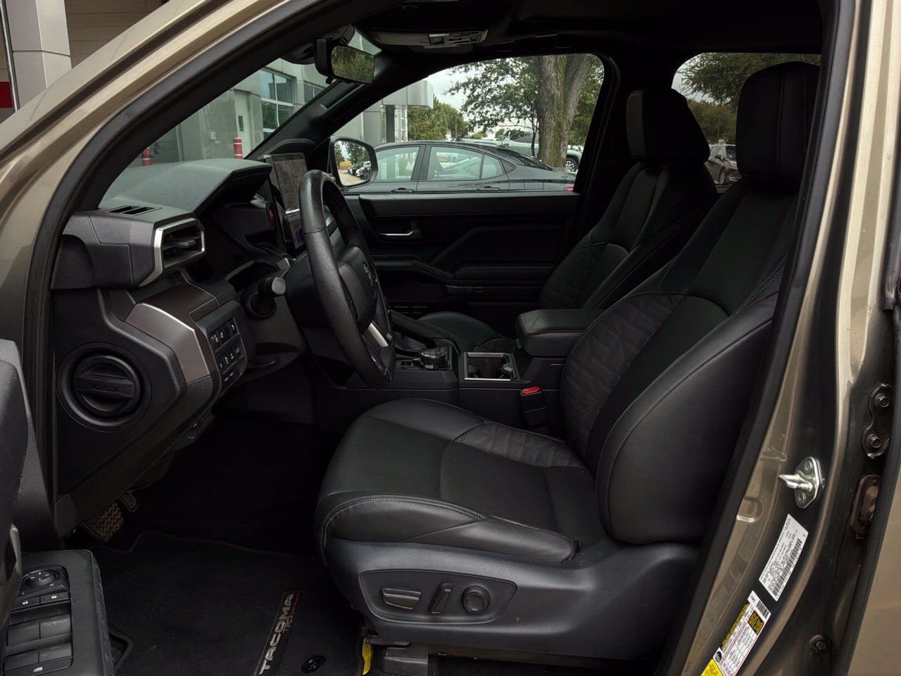 Used 2024 Toyota Tacoma TRD Off-Road w/ TRD Off Road Premium Package AWD/4WD image 13