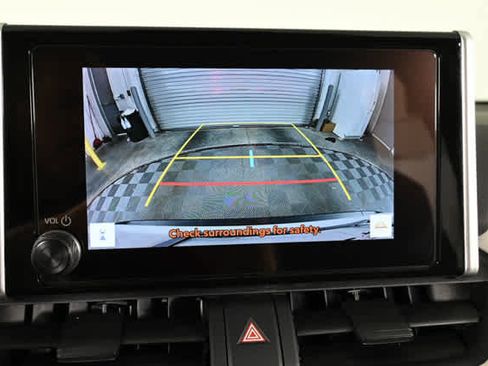 Used 2024 Toyota RAV4 XLE w/ Convenience Package image 5