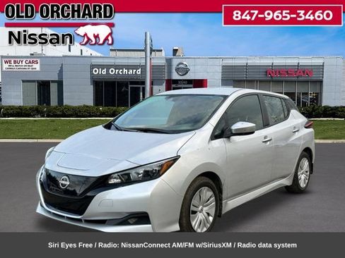 Used 2024 Nissan Leaf S FWD image 1
