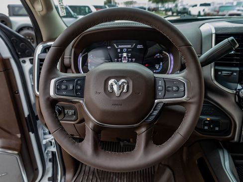 Used 2025 RAM 3500 Laramie image 19