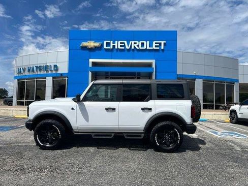 Used 2024 Ford Bronco Black Diamond AWD/4WD image 1