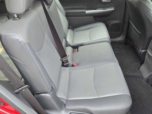 Used 2013 Toyota Prius V Five image 30
