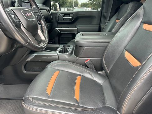 Used 2021 GMC Sierra 1500 AT4 w/ AT4 Value Package AWD/4WD image 11