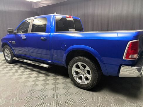 Used 2015 RAM 1500 Laramie w/ Convenience Group AWD/4WD image 16