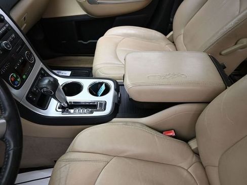 Used 2012 GMC Acadia SLT AWD/4WD image 25