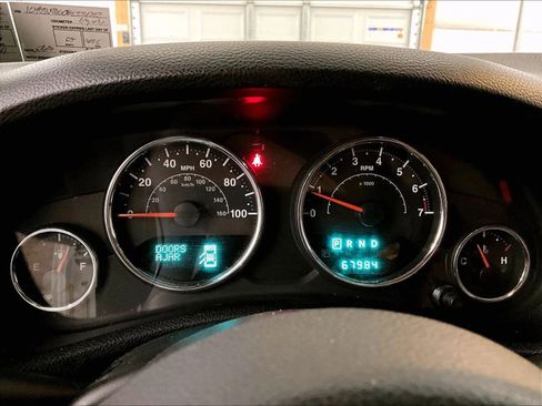 Used 2014 Jeep Wrangler Unlimited Sport w/ Quick Order Package 24S AWD/4WD image 20