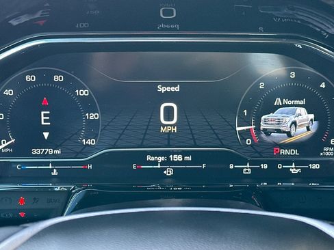 Certified 2025 GMC Sierra 1500 SLT image 32