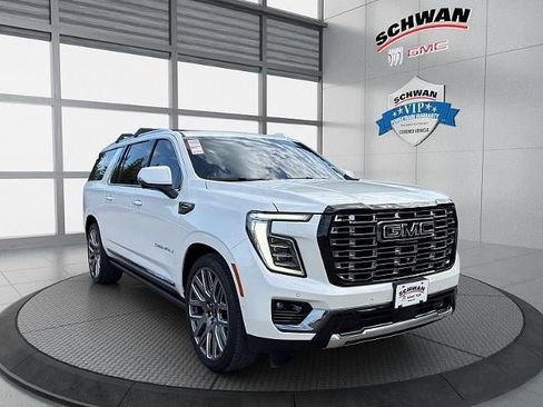 Used 2025 GMC Yukon XL Denali Ultimate w/ LPO, Floor Liner Package AWD/4WD image 2