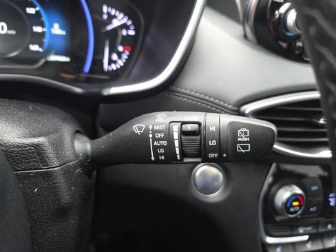 Used 2019 Hyundai Santa Fe AWD image 12