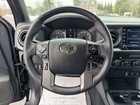 Used 2023 Toyota Tacoma TRD Sport image 23