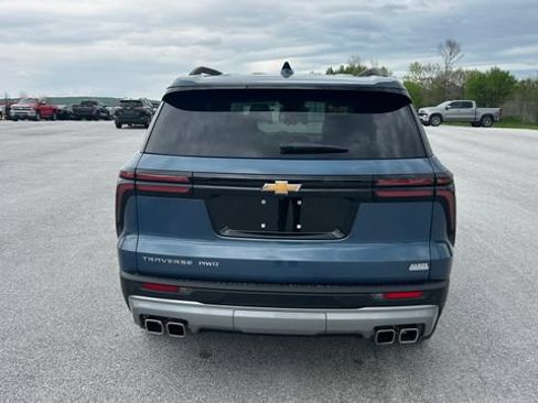 Certified 2025 Chevrolet Traverse LT AWD/4WD image 4