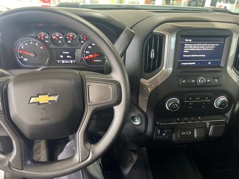 Used 2025 Chevrolet Silverado 2500 W/T w/ WT Convenience Package AWD/4WD image 10