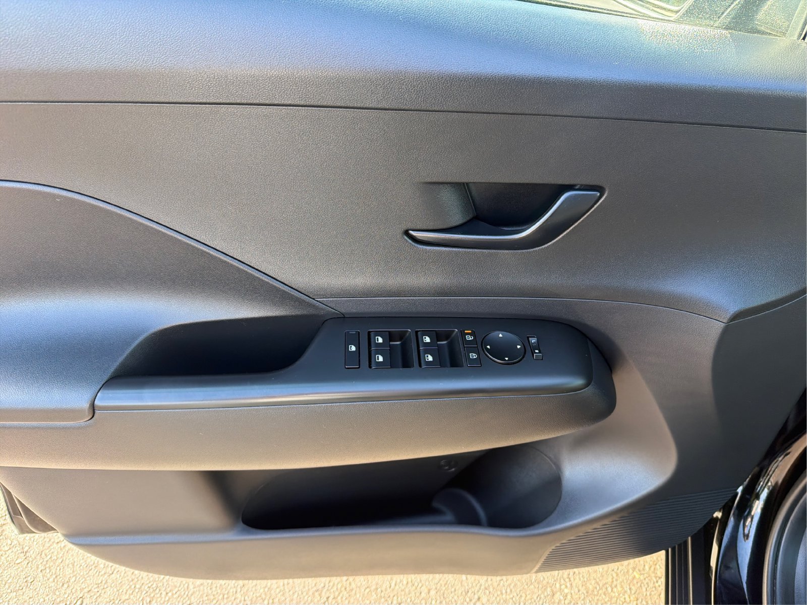 Certified 2024 Hyundai Kona SEL w/ Convenience Package AWD/4WD image 20