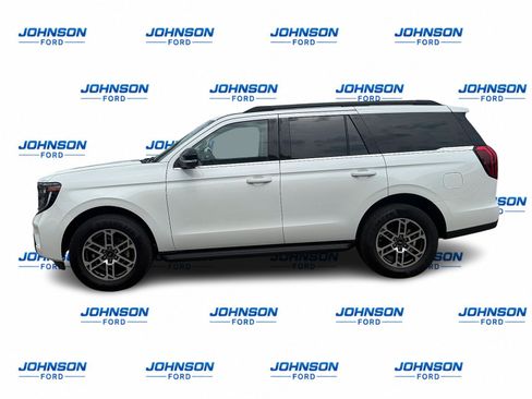 New 2026 Ford Expedition Active RWD image 3