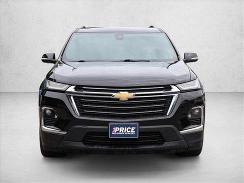 Used 2023 Chevrolet Traverse LT AWD/4WD image 2