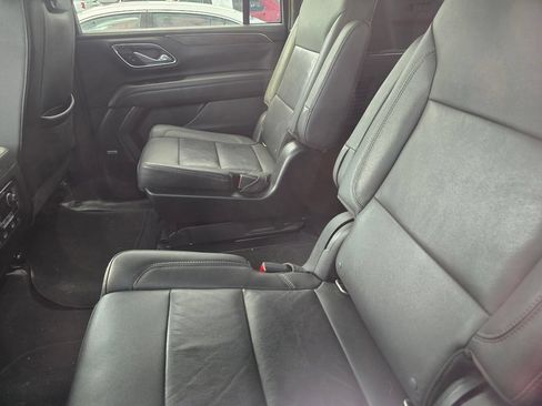 Used 2021 Chevrolet Suburban LT w/ Rear Media and Nav Package AWD/4WD image 23