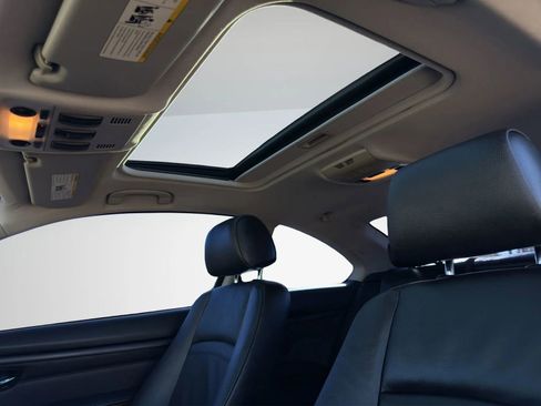 Used 2012 BMW 328i Coupe image 13