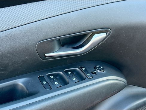 Certified 2023 Hyundai Tucson SEL w/ Winter Package image 8