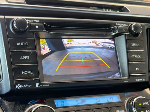 Used 2018 Toyota RAV4 SE w/ Power Extra Value Package FWD image 20