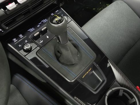 Certified 2025 Porsche 911 GT3 RS RWD image 20