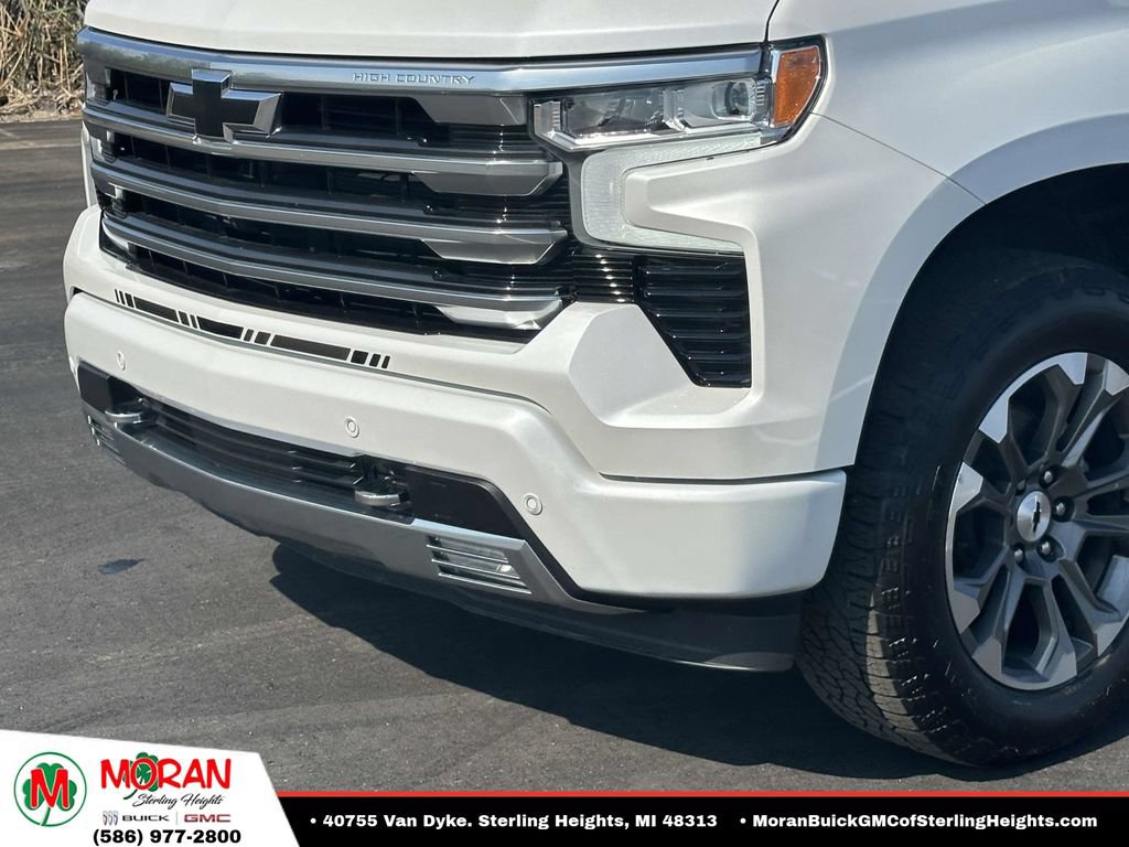 Certified 2024 Chevrolet Silverado 1500 High Country w/ Z71 Off-Road Package AWD/4WD image 7
