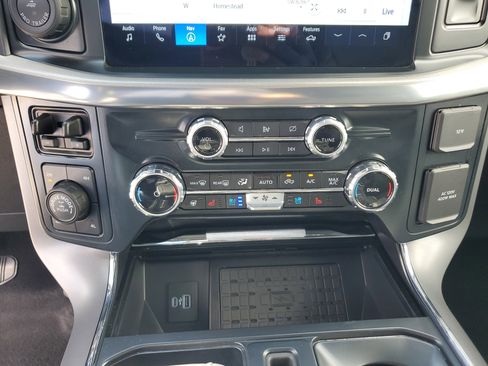 Used 2024 Ford F150 Lariat w/ FX4 Off-Road Package image 24