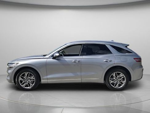 Used 2024 Genesis GV70 2.5T w/ Advanced Package AWD/4WD image 3