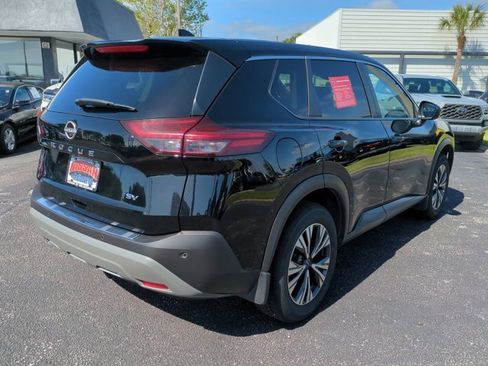 Certified 2023 Nissan Rogue SV image 5