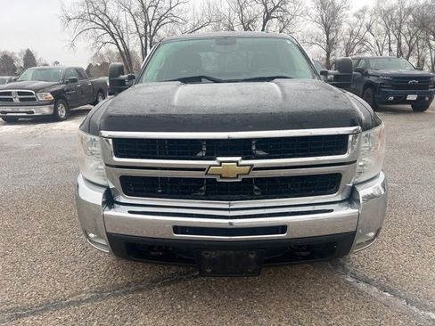 Used 2007 Chevrolet Silverado 2500 LT w/ 1LT Convenience Package image 2