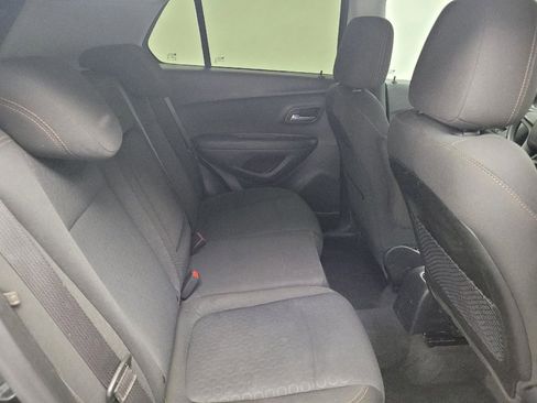 Used 2020 Chevrolet Trax LS image 19