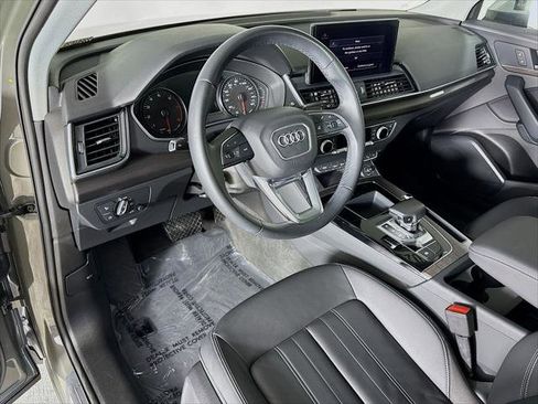 Certified 2023 Audi Q5 2.0T Premium w/ Convenience Package AWD/4WD image 9