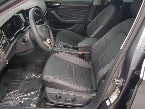 Used 2024 Volkswagen Jetta SEL image 17